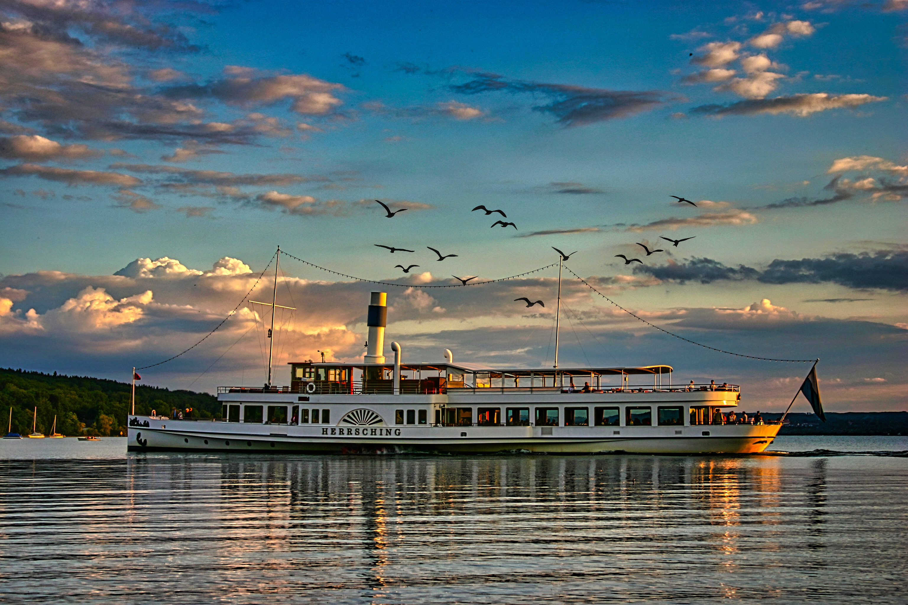 Ammersee Steamboat Herrsching